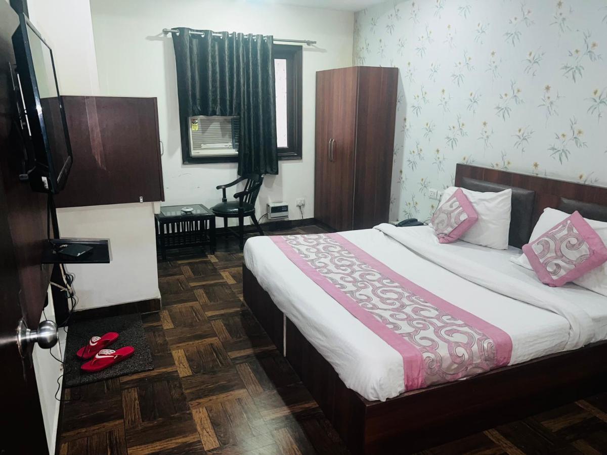 Hotel Asian Plaza Delhi Airport Ню Делхи Екстериор снимка